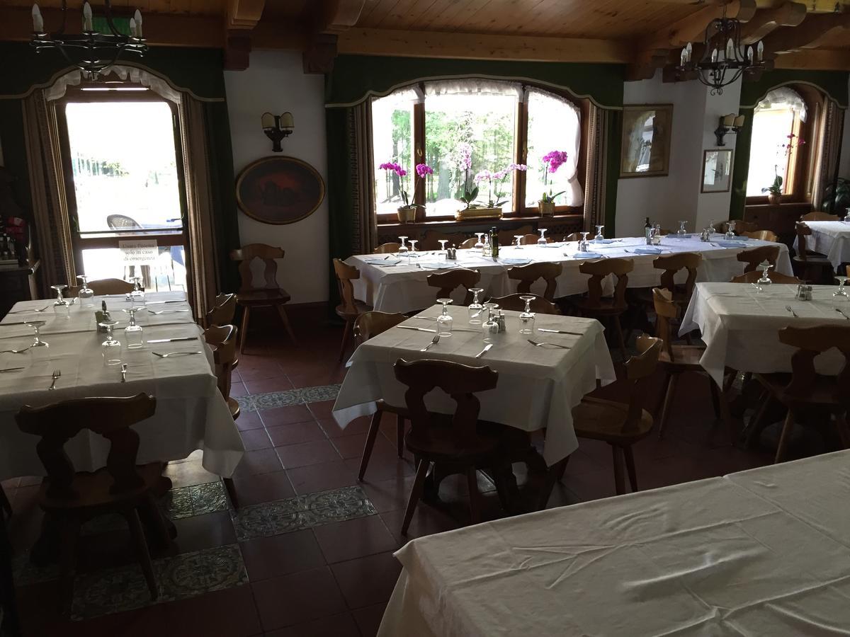 Hotel Fiames Cortina d'Ampezzo Exterior photo